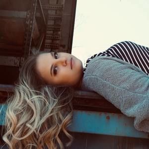 Meet your Posher, Lilly